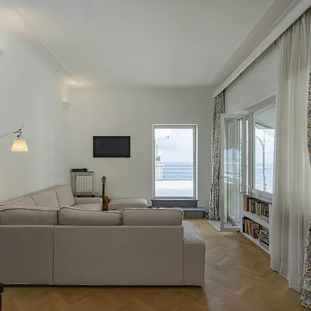 Attic With Amazing Seaview Terrace By Wonderful Italy